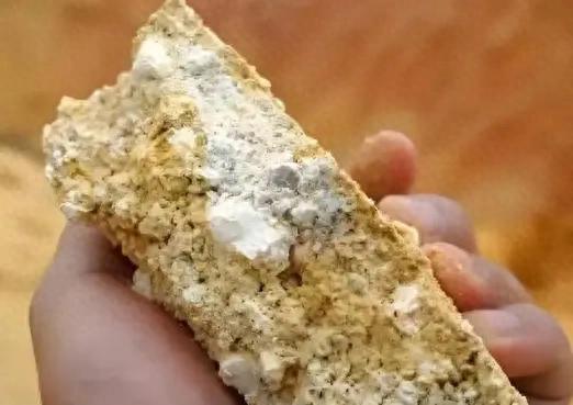 正规在线配资公司 稀土收紧出口, 价格暴涨超200%, 外媒: 这是“卡脖子”的大杀器!